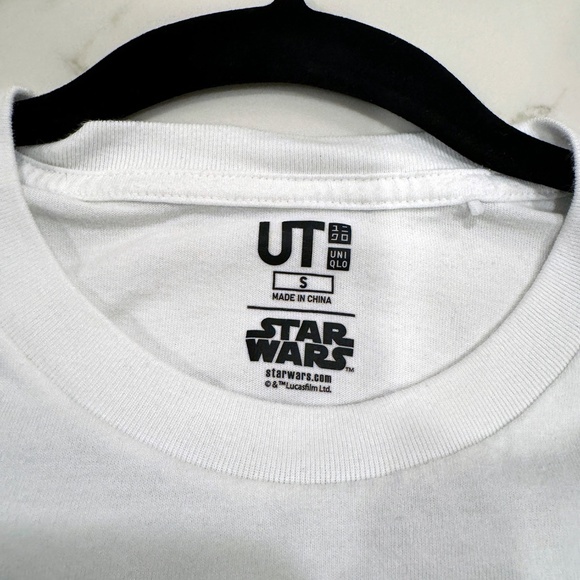 Uniqlo X Star Wars T-Shirt - Picture 4 of 6